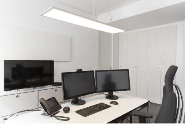TRUE-LIGHT LED CCT DIM 40W UGR19 Pendelleuchte 2.7-5.5K CRI98 120x30cm 4.000lm
